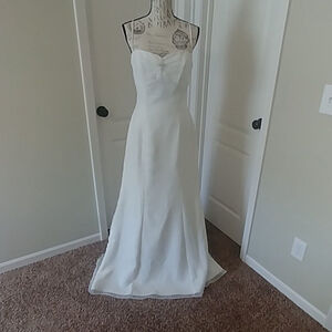 NWT Eden Bridals Classic Ivory Simple Sweetheart Destination Wedding dress 10